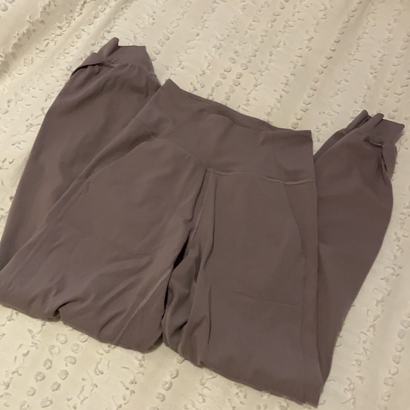 Lululemon Align Cool Vent - Picture 4 of 5